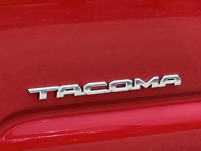 Used 2017 Toyota Tacoma SR5 w/ Tow Package AWD/4WD image 23