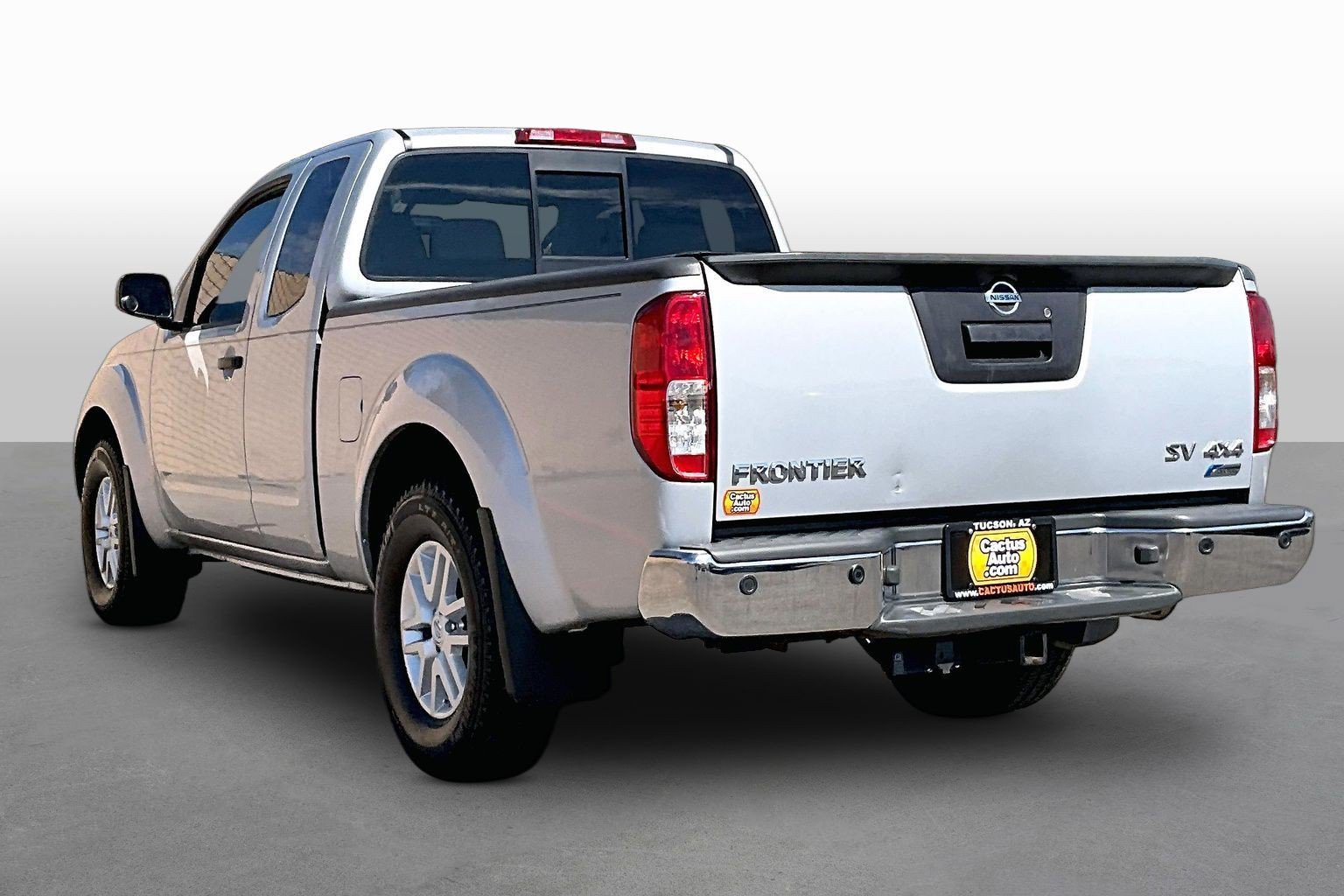 Used 2018 Nissan Frontier SV w/ Value Truck Package AWD/4WD image 11