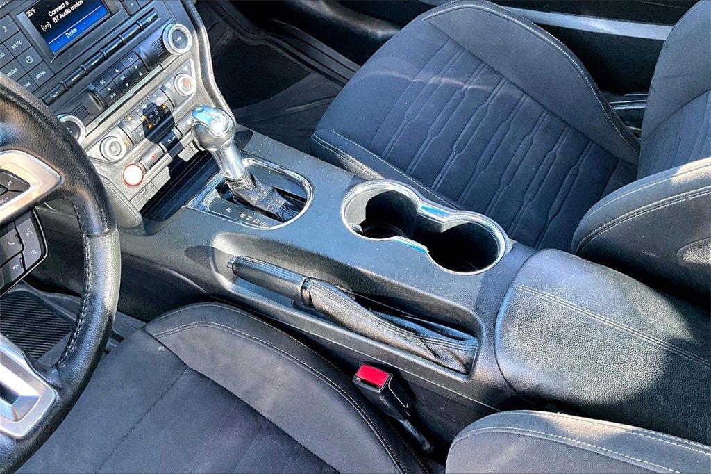 Used 2016 Ford Mustang Coupe image 15