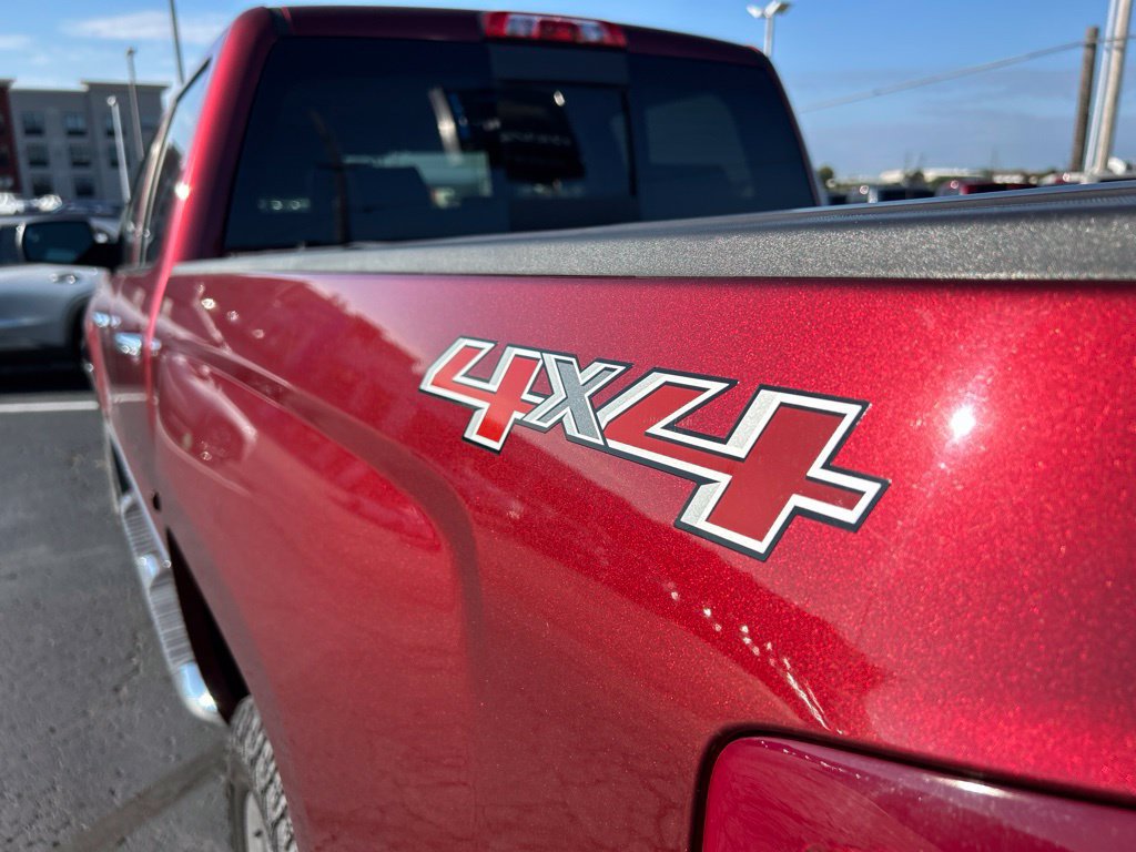 Used 2017 Chevrolet Silverado 1500 LTZ w/ Sport Package AWD/4WD image 12