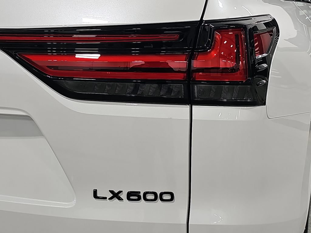 New 2026 Lexus LX 600 4WD w/ Luxury Package image 32
