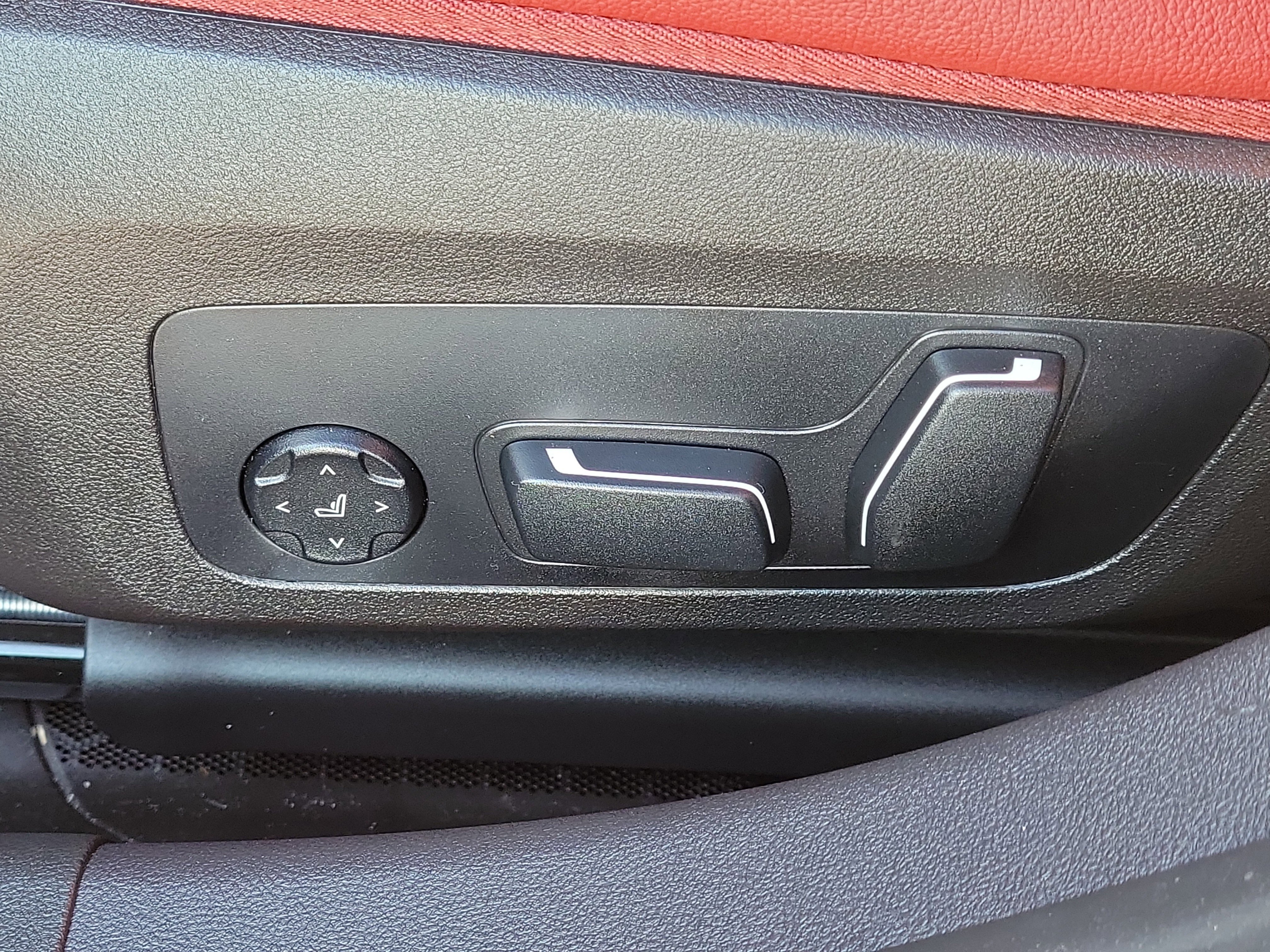 Used 2026 BMW 330i Sedan image 20