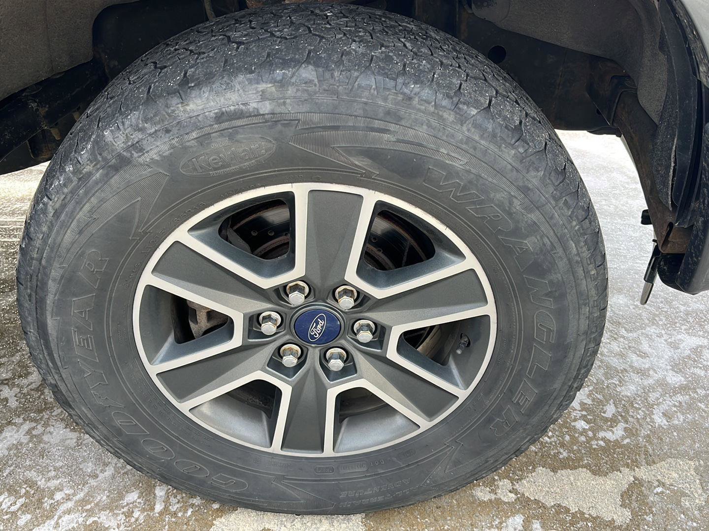 Used 2016 Ford F150 XLT w/ Equipment Group 302A Luxury image 22