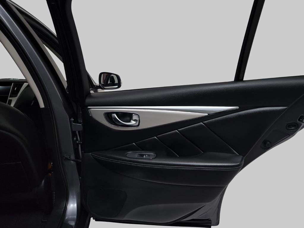 Used 2021 INFINITI Q50 Luxe w/ Seat & Sound Package image 23