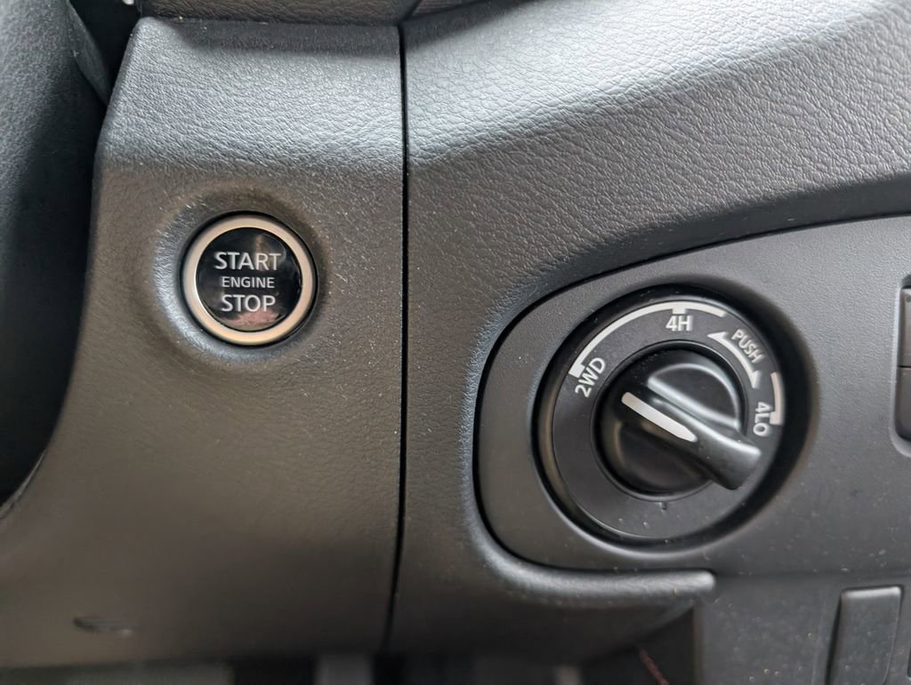 Used 2023 Nissan Frontier PRO-4X w/ Tow Package image 18