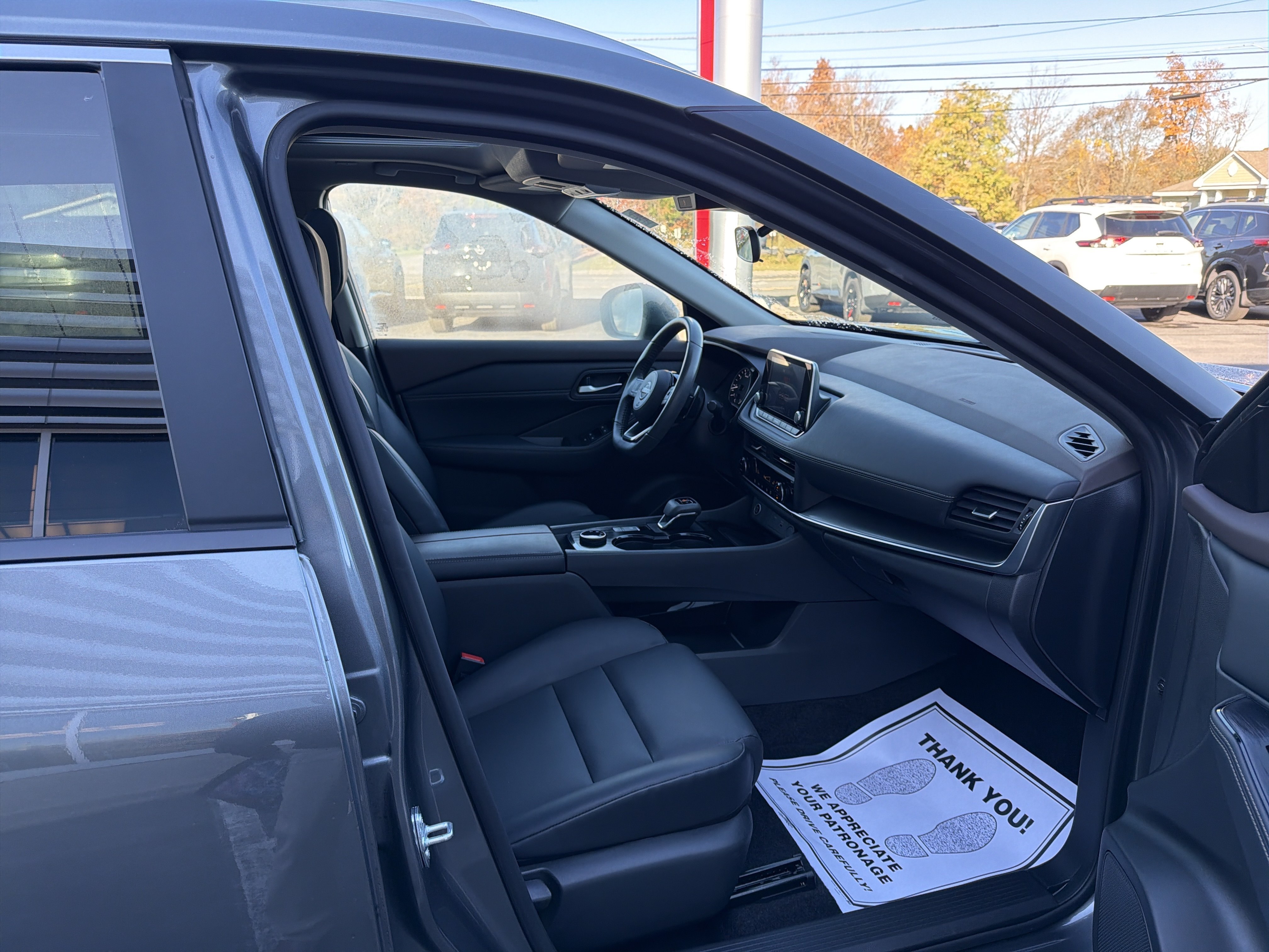 Certified 2023 Nissan Rogue SV w/ SV Premium B Package AWD/4WD image 11