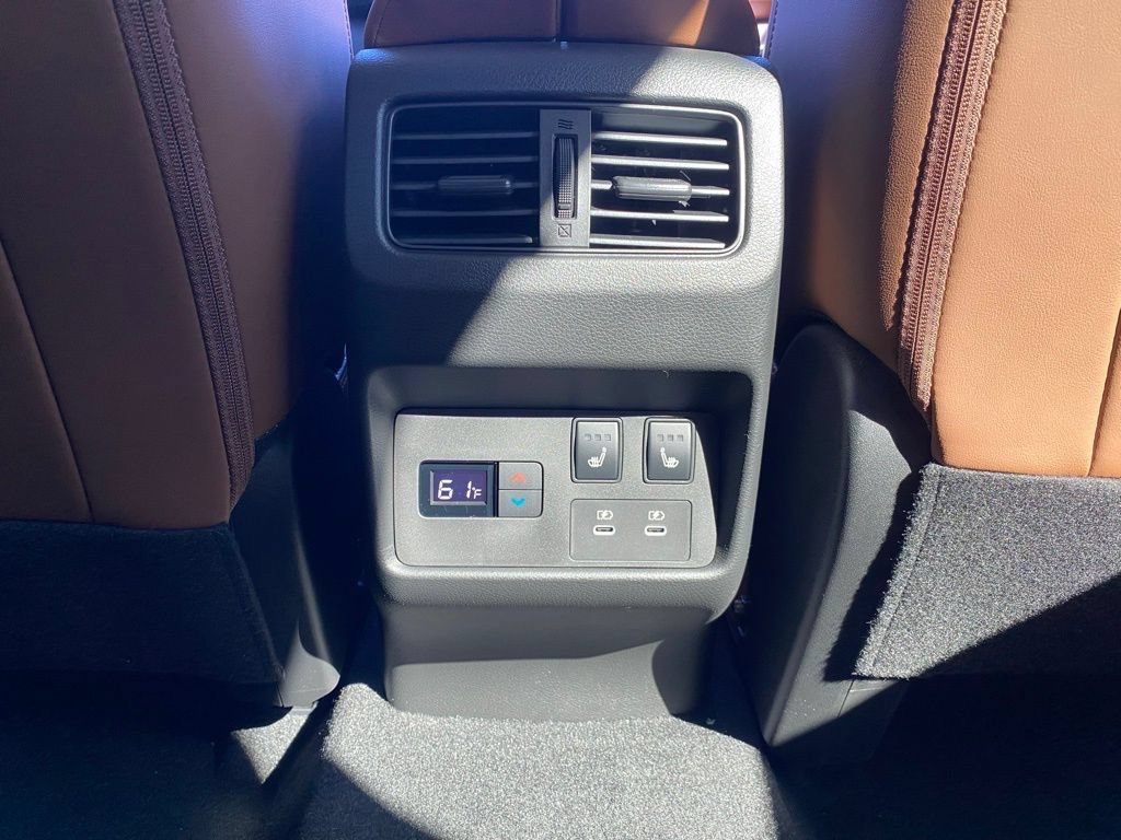 New 2026 Nissan Rogue Platinum w/ Platinum Premium Package AWD/4WD image 19