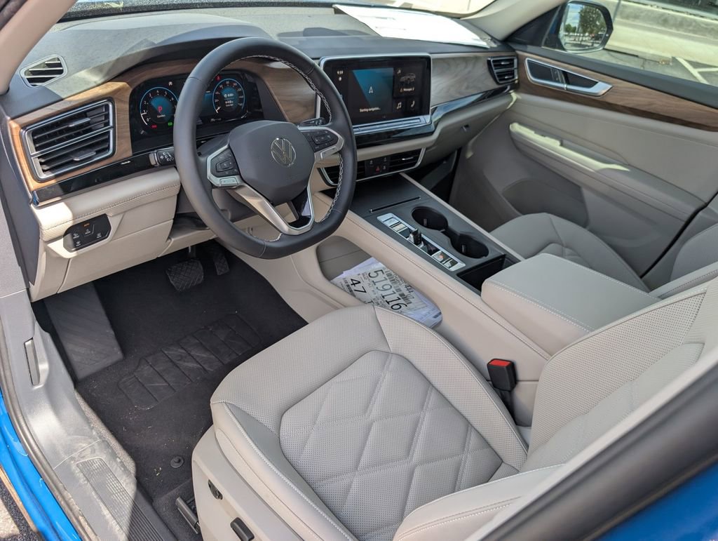 New 2025 Volkswagen Atlas SE image 10