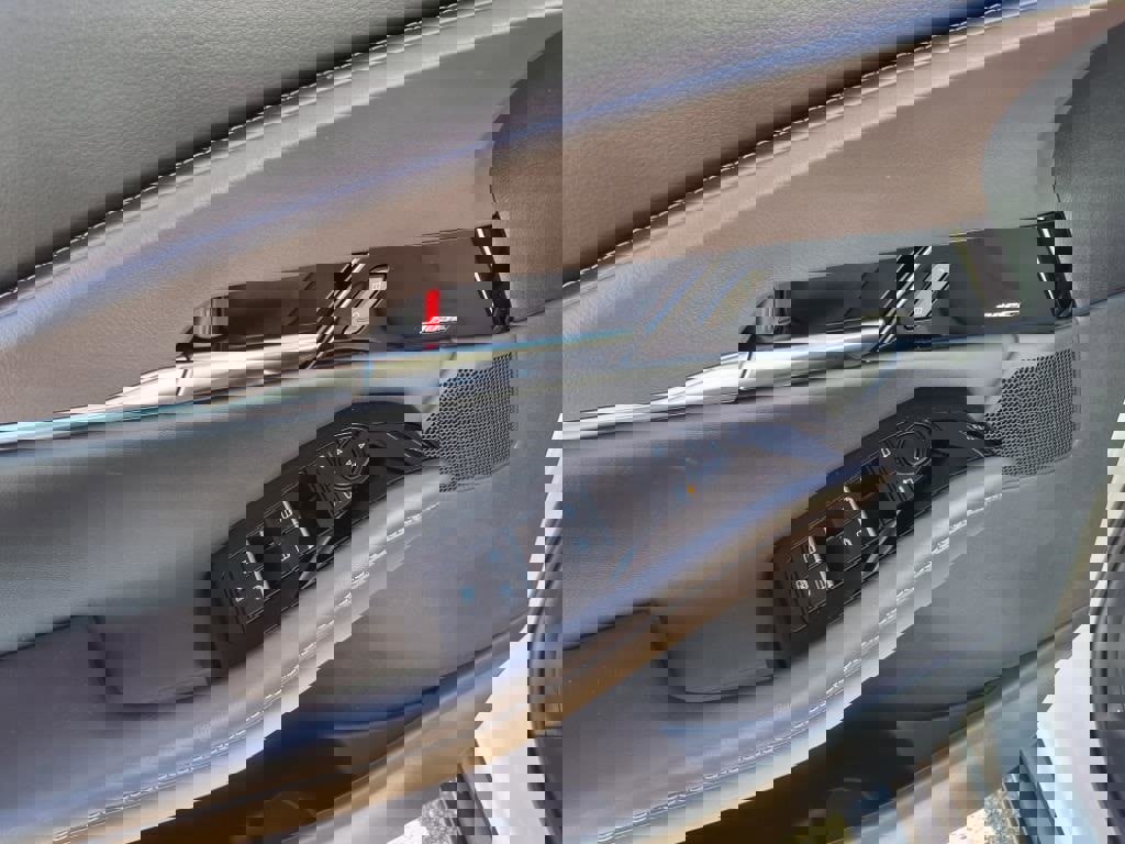 New 2025 MAZDA CX-30 AWD 2.5 S w/ Premium Package image 11