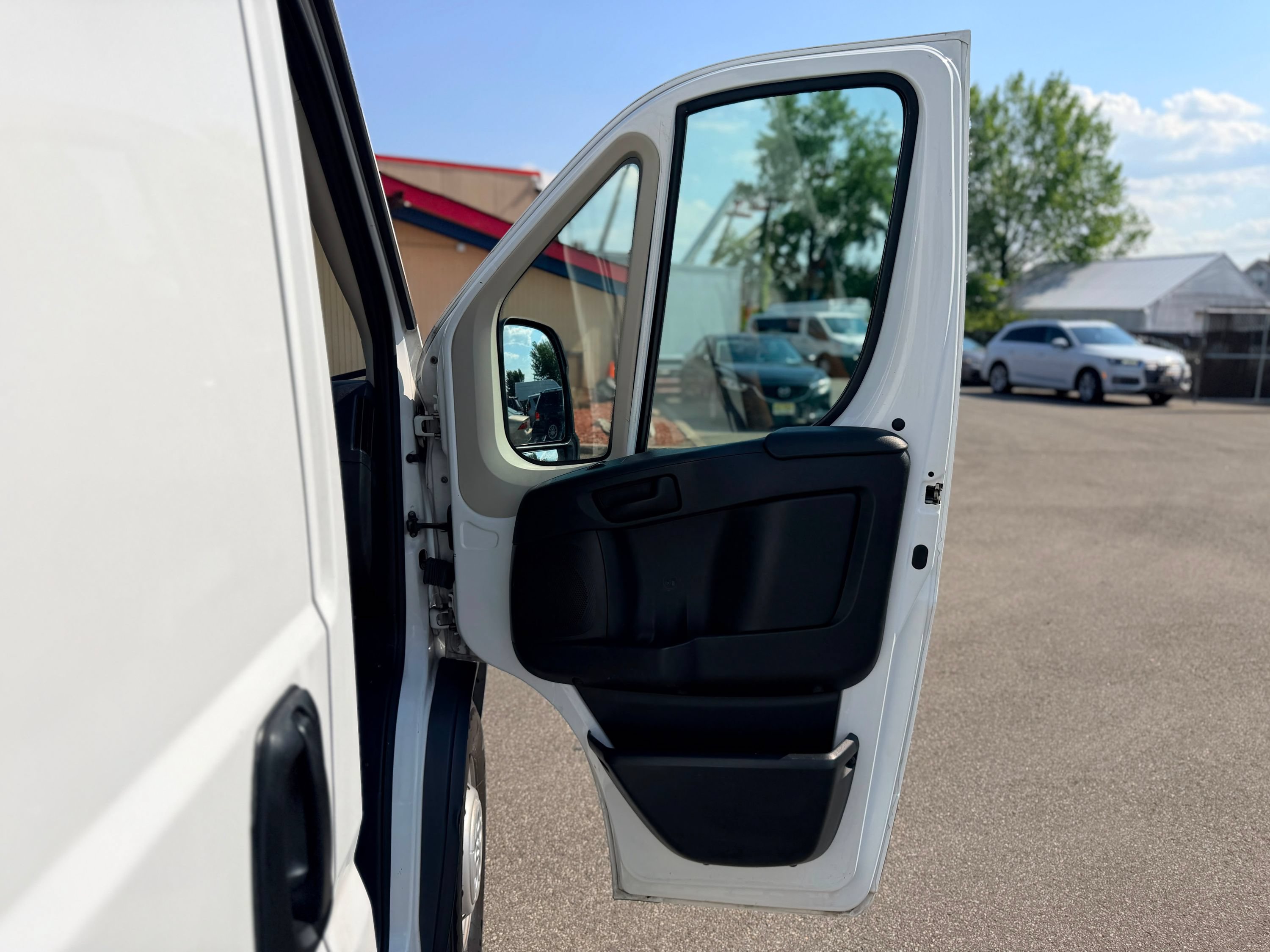 Used 2017 RAM ProMaster 2500 FWD image 19