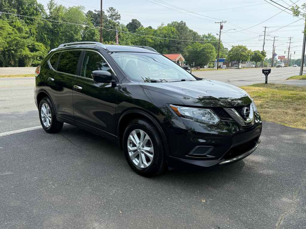 Used 2016 Nissan Rogue SV FWD image 3