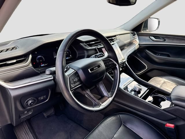 Used 2022 Jeep Grand Cherokee L Limited AWD/4WD image 12
