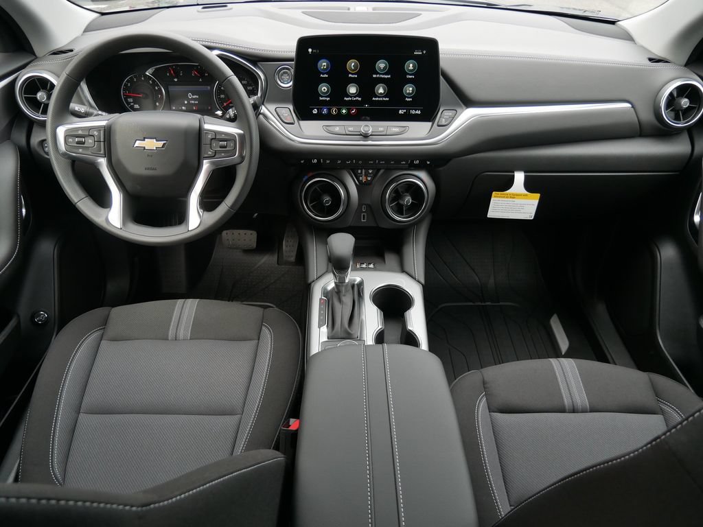 New 2026 Chevrolet Blazer LT w/ Convenience Package AWD/4WD image 18