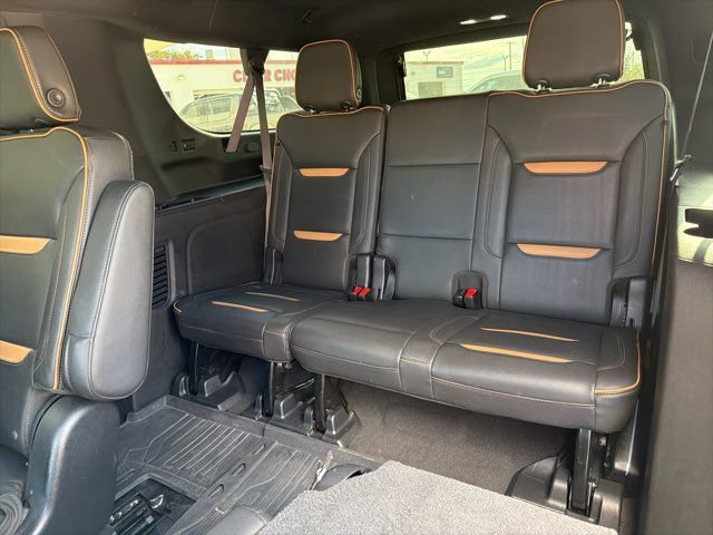 Used 2021 GMC Yukon XL AT4 w/ Technology Package AWD/4WD image 22
