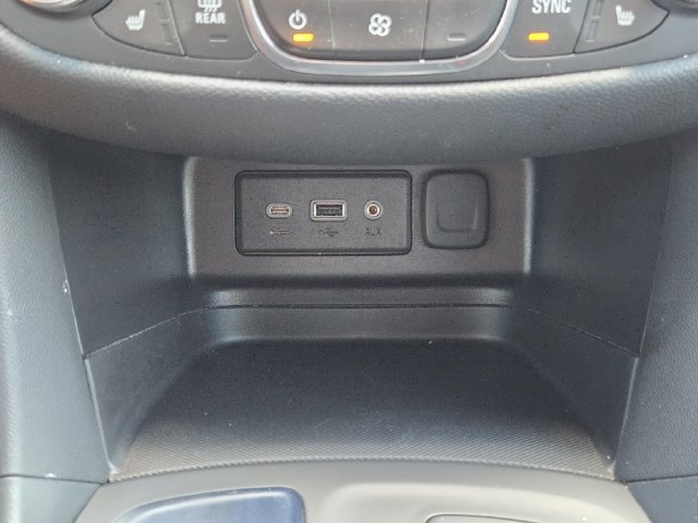 Used 2024 Chevrolet Equinox LT FWD image 13