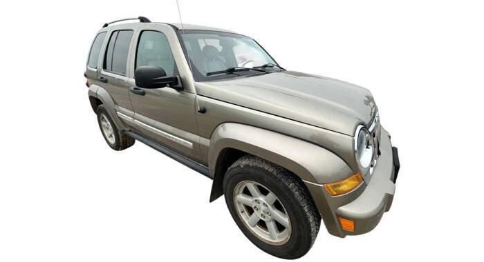 Used 2005 Jeep Liberty Limited AWD/4WD image 8
