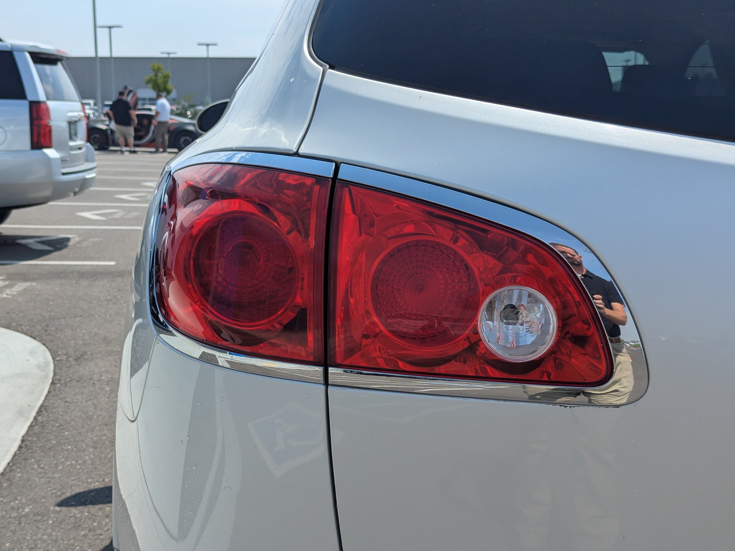 Used 2011 Buick Enclave CXL AWD/4WD image 41
