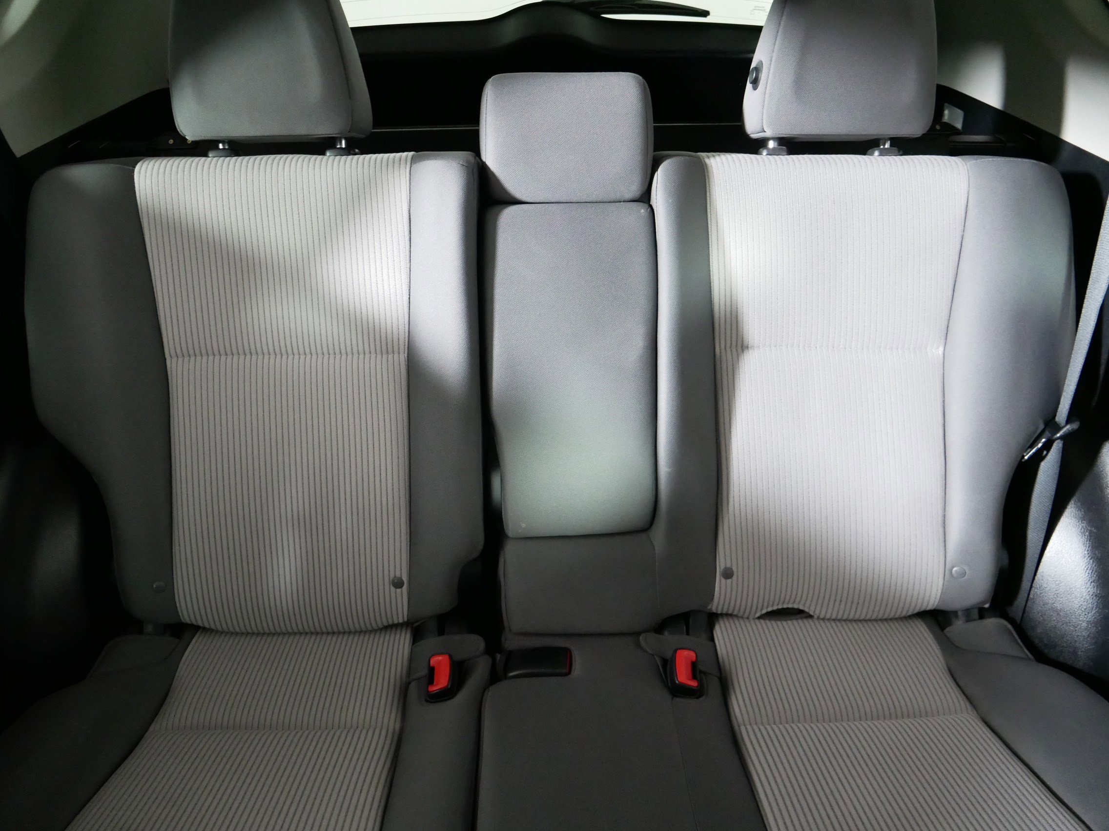 Used 2013 Toyota RAV4 LE AWD/4WD image 13