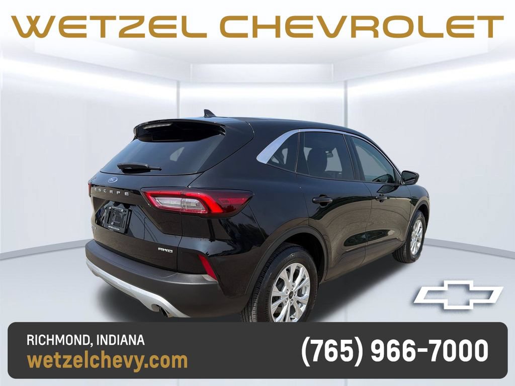Used 2023 Ford Escape Active AWD/4WD image 8