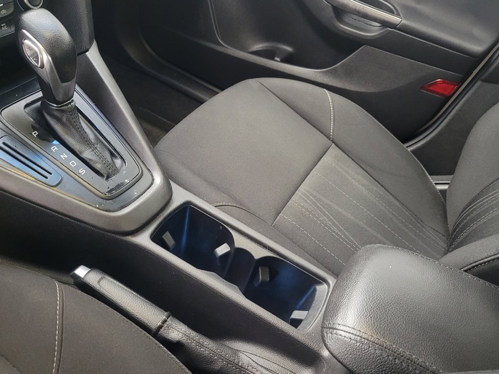 Used 2018 Ford Focus SEL FWD image 26