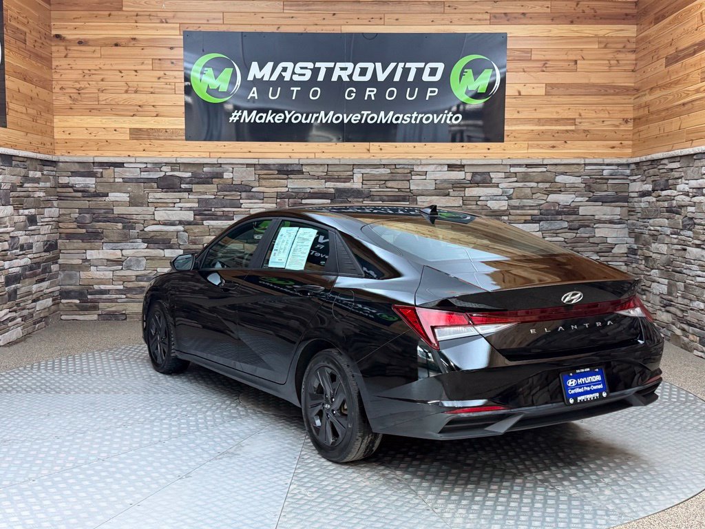 Certified 2023 Hyundai Elantra SEL FWD image 12