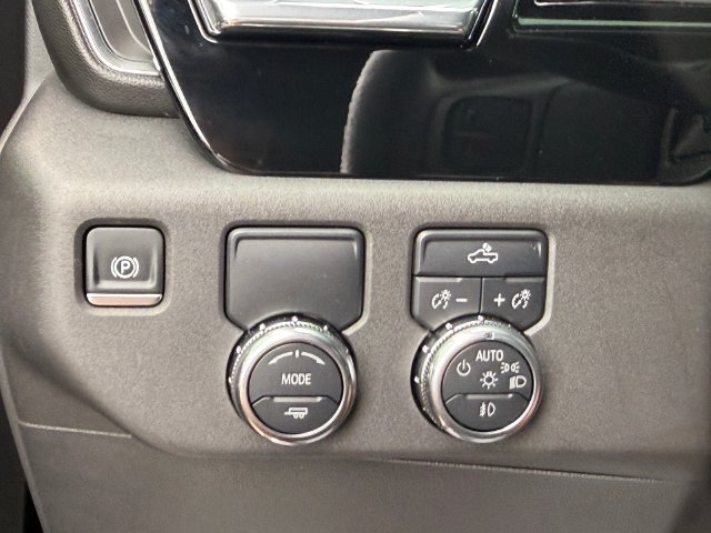 Certified 2025 GMC Sierra 1500 Elevation RWD image 28
