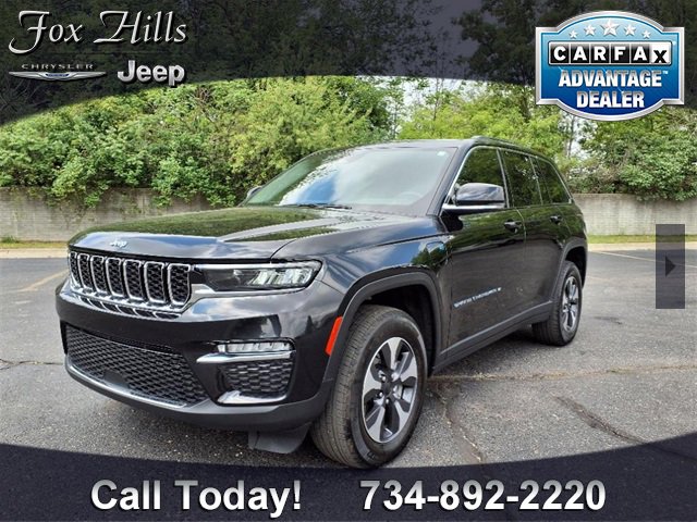 Used 2022 Jeep Grand Cherokee Limited 4xe image 3