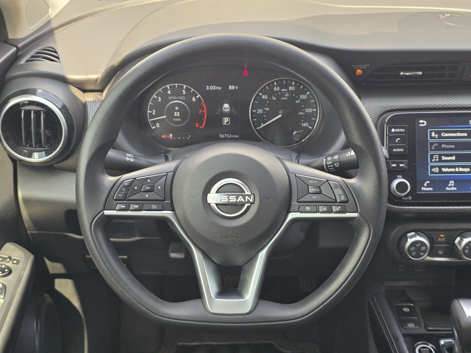 Used 2023 Nissan Kicks SV FWD image 15