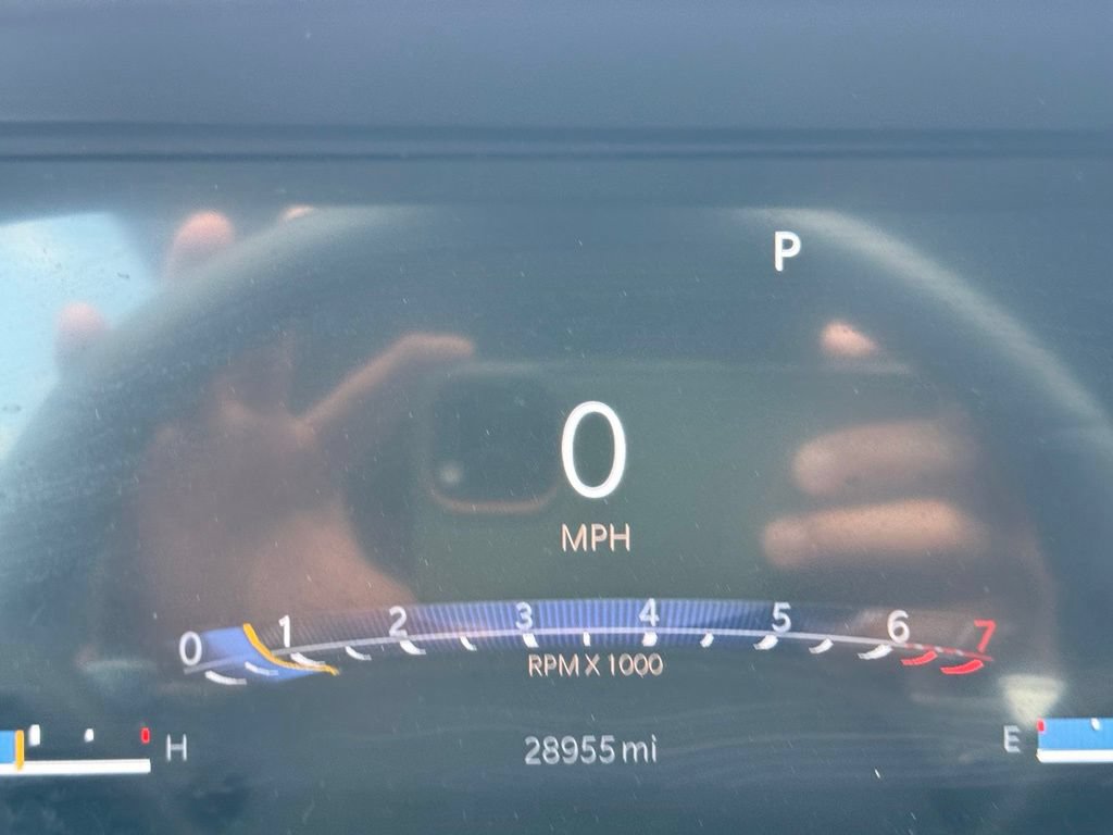 Used 2023 Jeep Grand Cherokee Limited RWD image 18