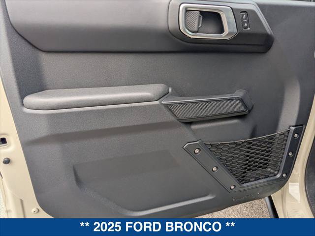 New 2025 Ford Bronco Badlands AWD/4WD image 10