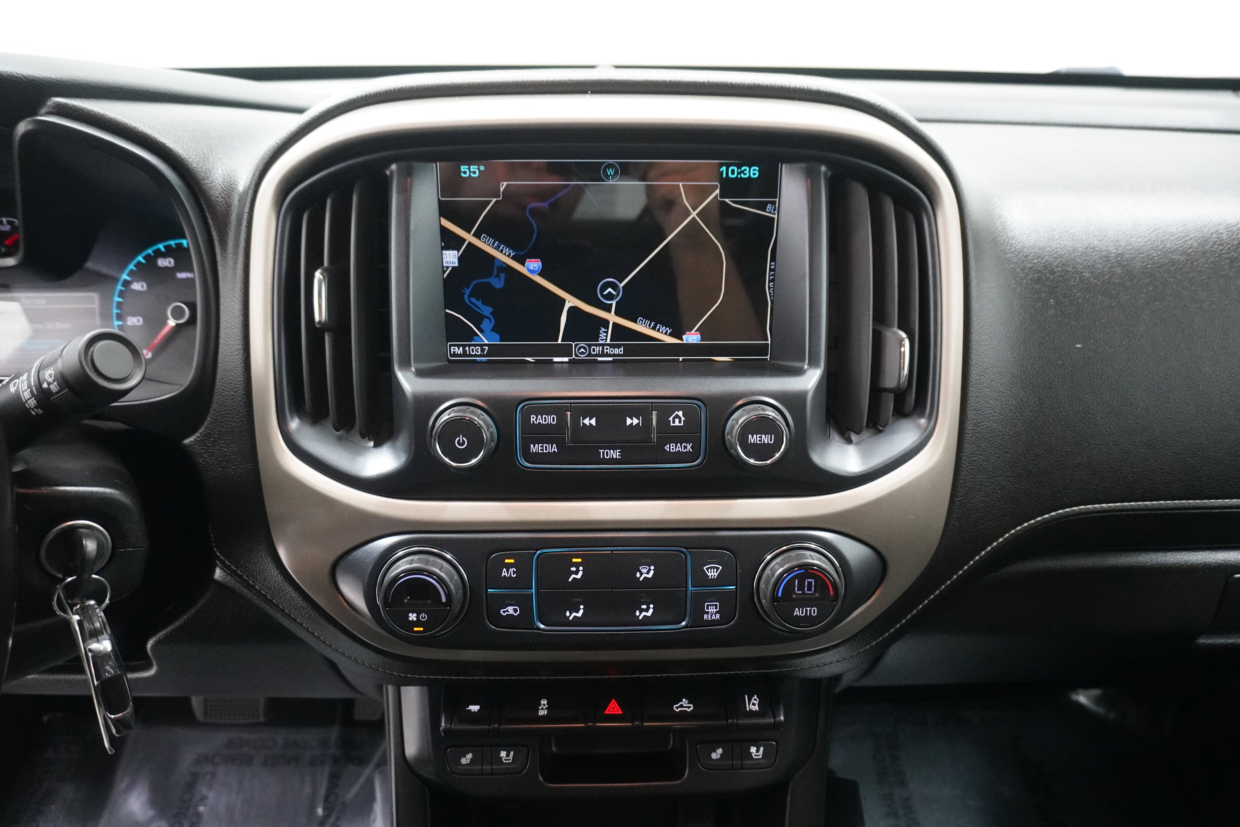 Used 2017 GMC Canyon Denali image 16