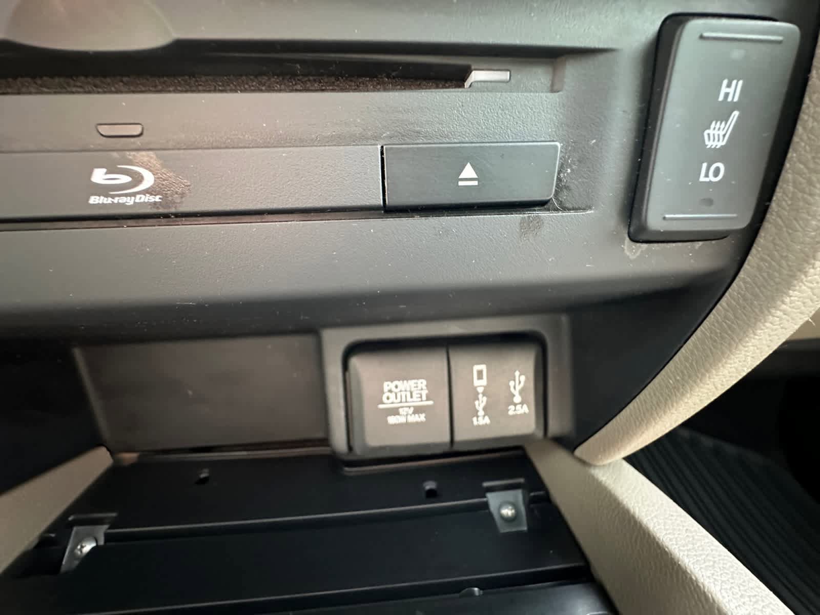 Used 2017 Honda Pilot Touring image 27