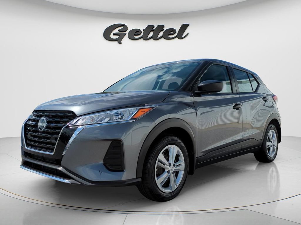 Certified 2025 Nissan Kicks Play S FWD image 1