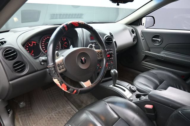 Used 2005 Pontiac Grand Prix GXP w/ Premium Audio Package FWD image 12