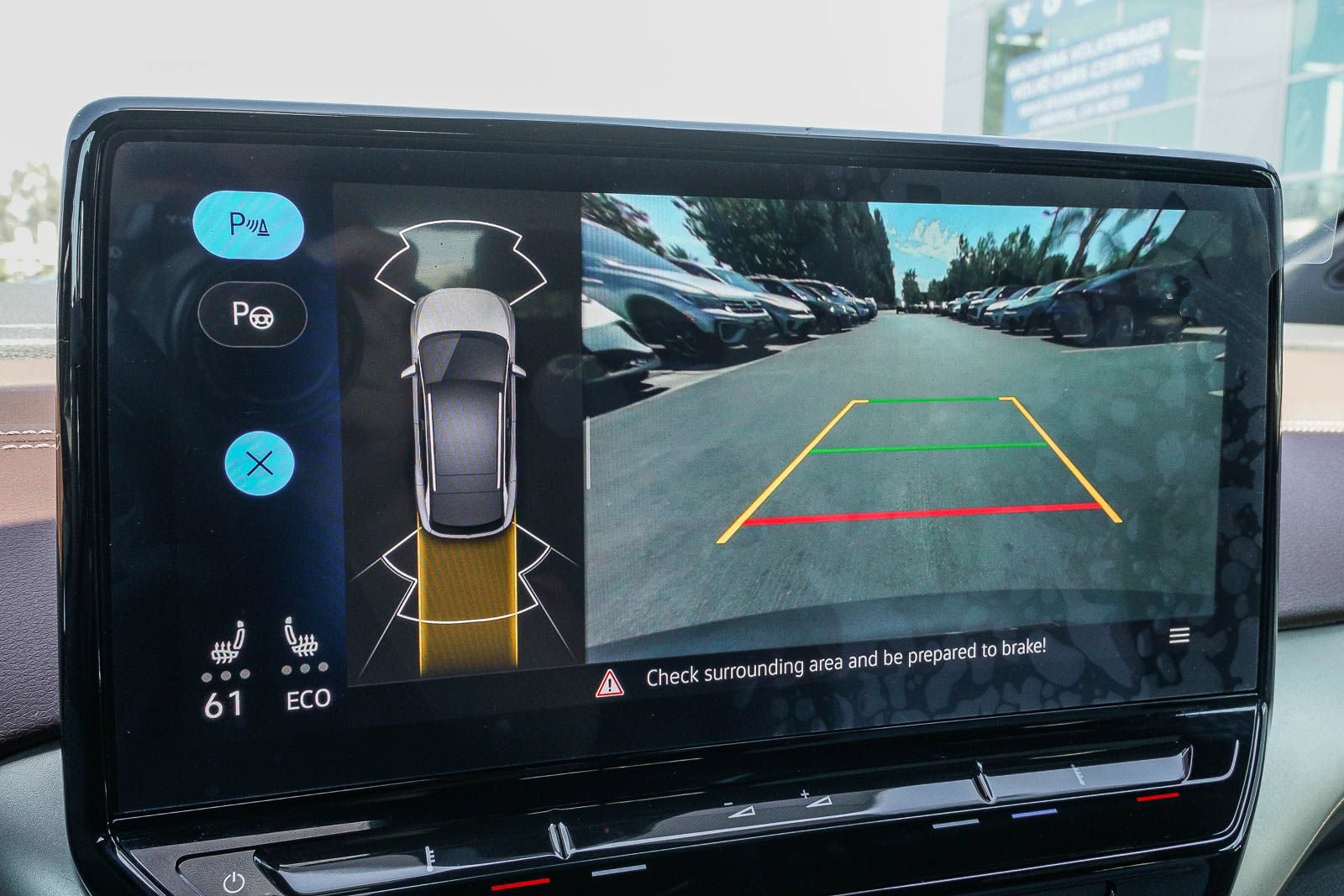 Certified 2023 Volkswagen ID.4 Pro AWD/4WD image 25