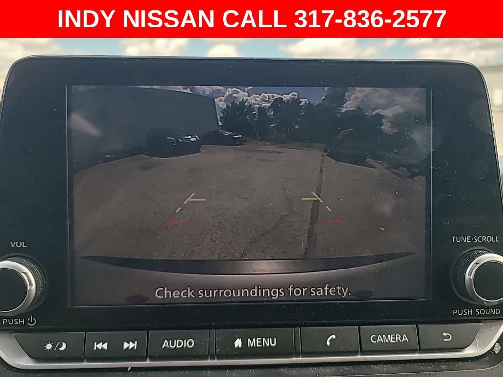 Used 2023 Nissan Rogue SV AWD/4WD image 12