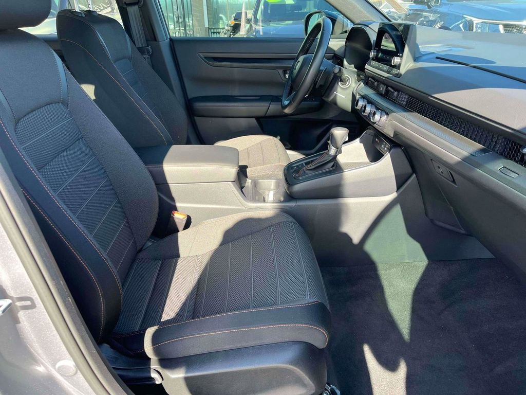Used 2024 Honda CR-V Sport image 12