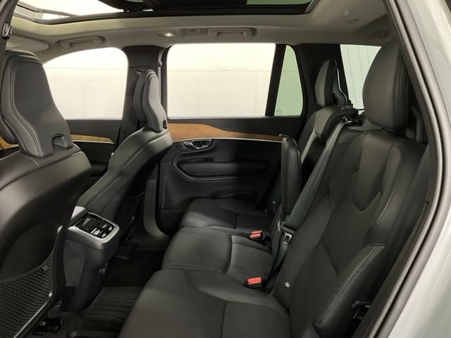 Certified 2025 Volvo XC90 B6 Plus w/ Protection Package Premier AWD/4WD image 34