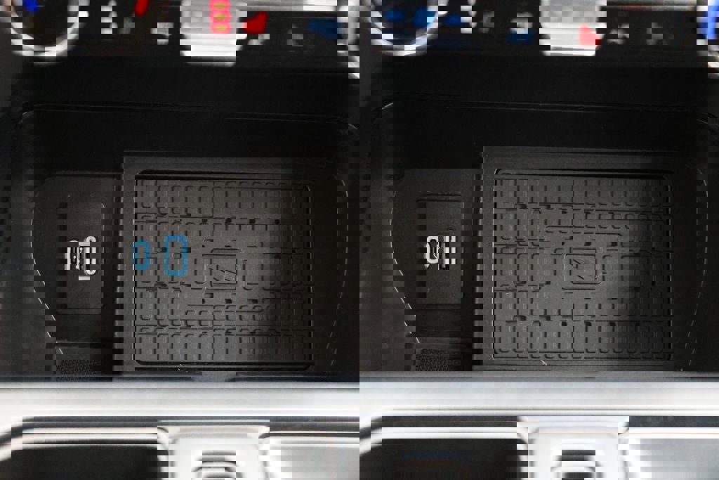 Used 2024 Ford F150 XLT w/ Equipment Group 302A MID image 29