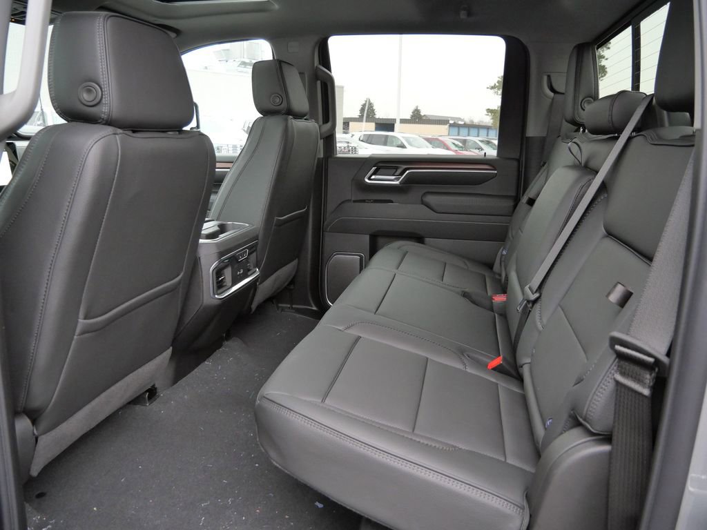 New 2026 GMC Sierra 3500 Denali w/ Denali Reserve Package image 5