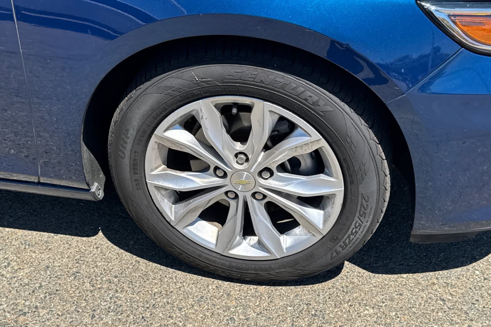 Used 2019 Chevrolet Malibu LT w/ Driver Confidence Package FWD image 18
