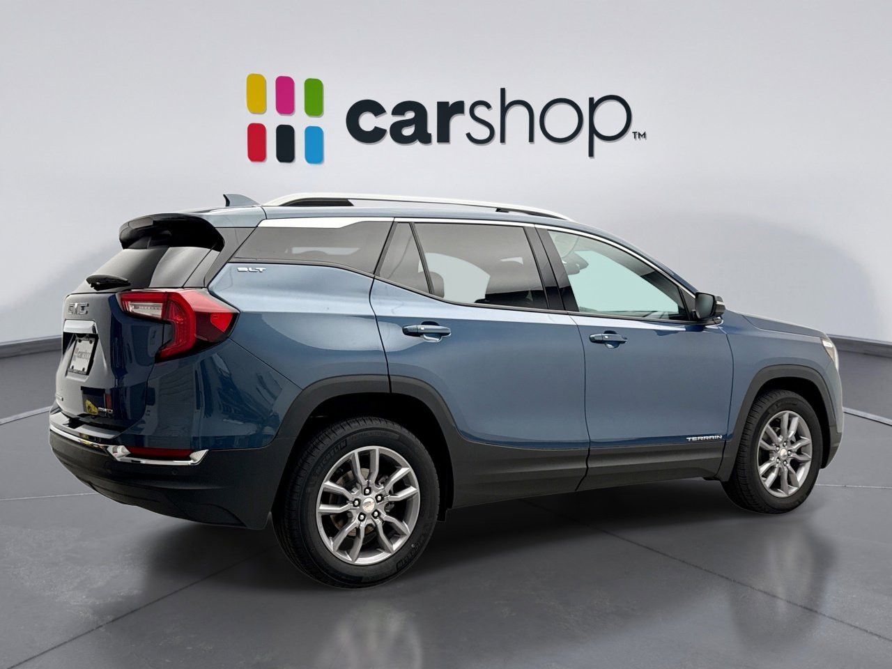 Used 2024 GMC Terrain SLT w/ Infotainment Package II AWD/4WD image 5
