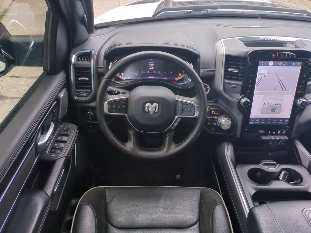 Used 2024 RAM 1500 Laramie AWD/4WD image 18