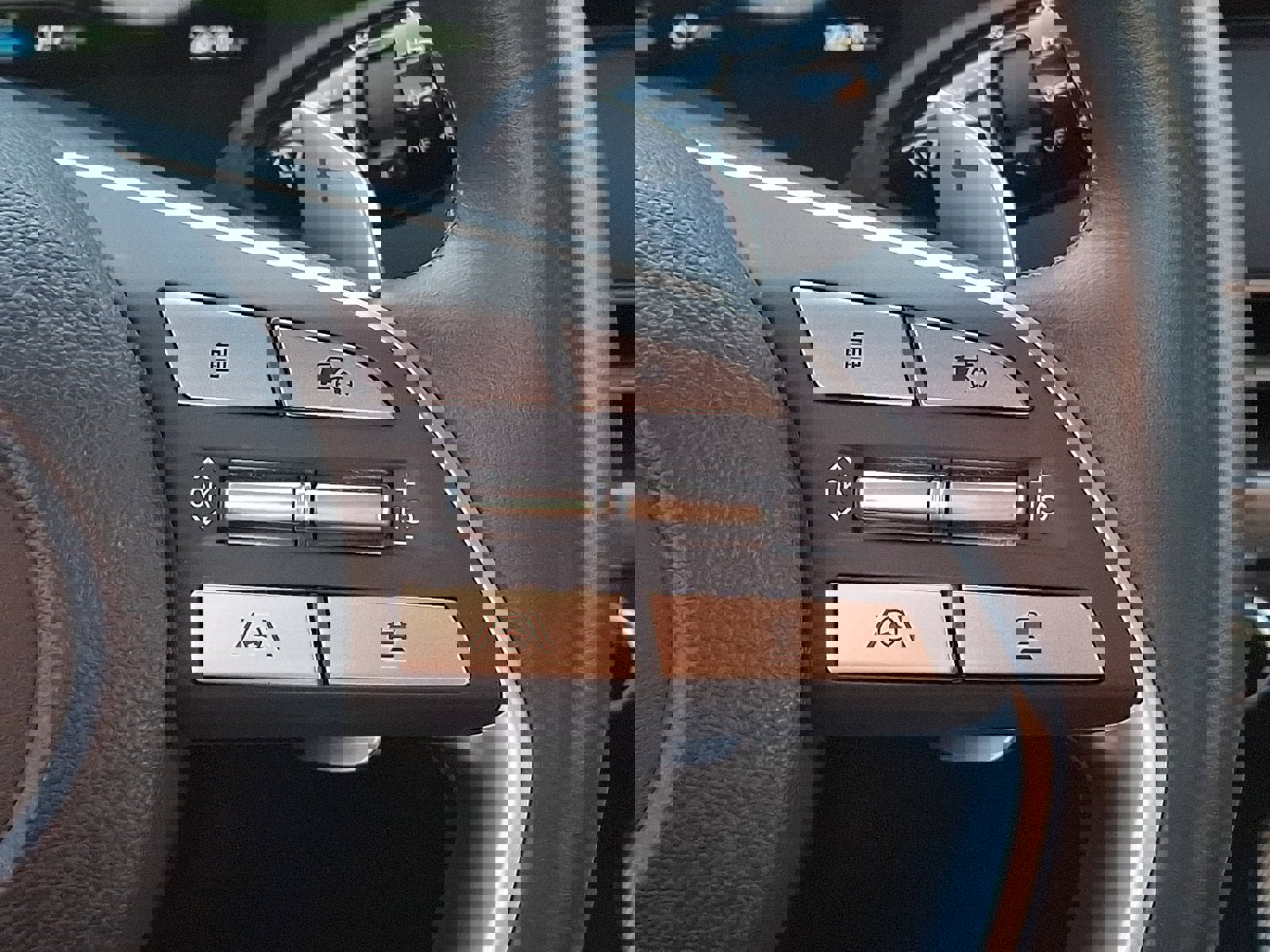 Used 2023 Hyundai Palisade SEL w/ Premium Package image 24