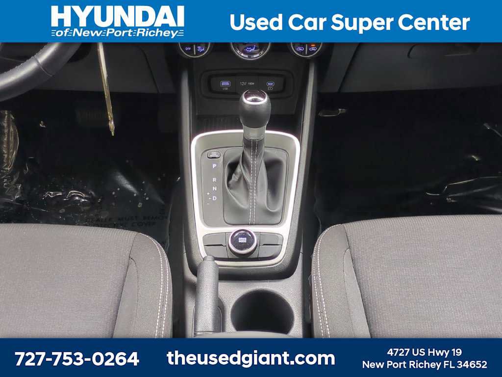 Certified 2023 Hyundai Venue SEL FWD image 19