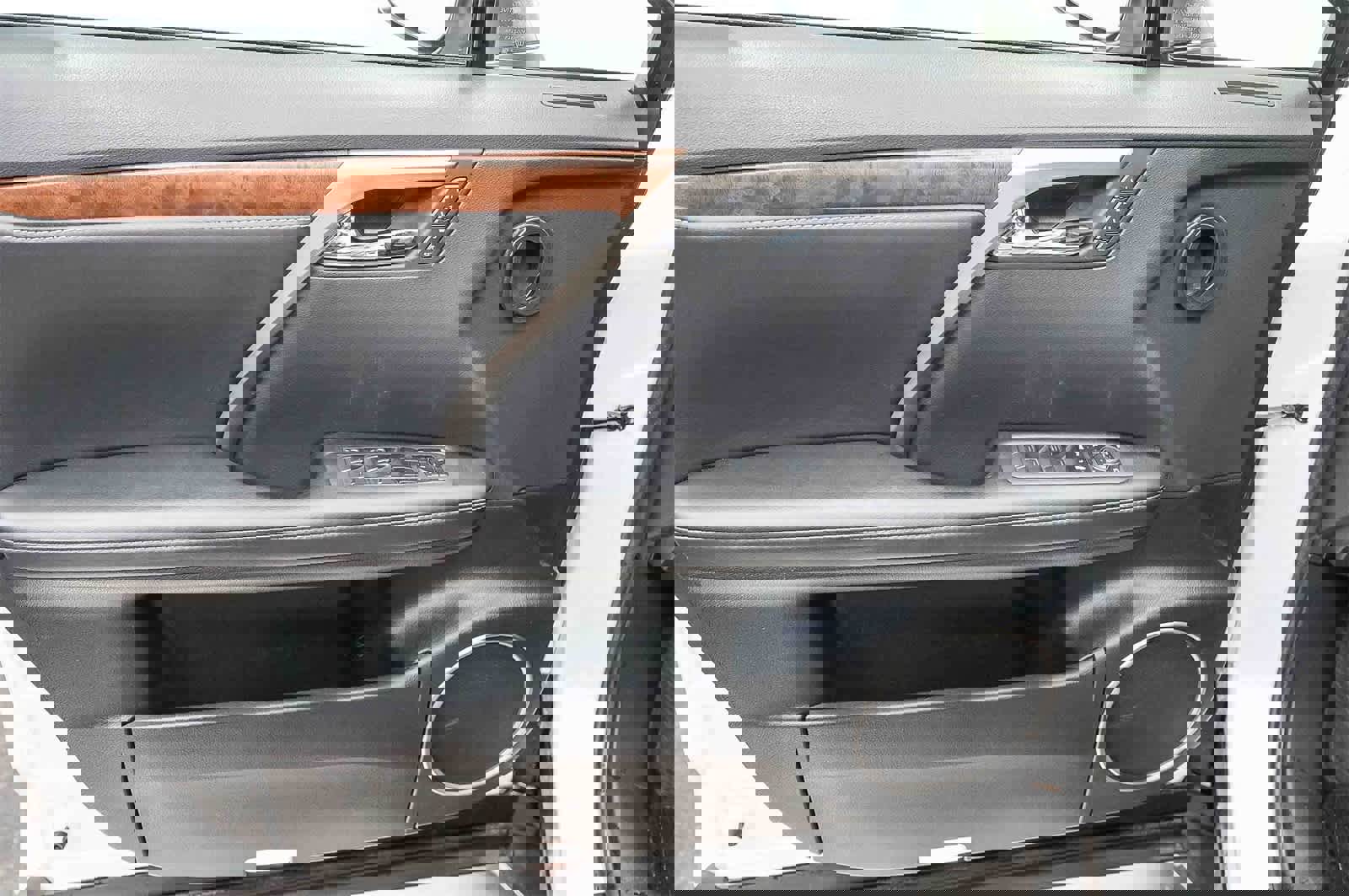 Used 2022 Lexus RX 350L FWD w/ Premium Package image 22