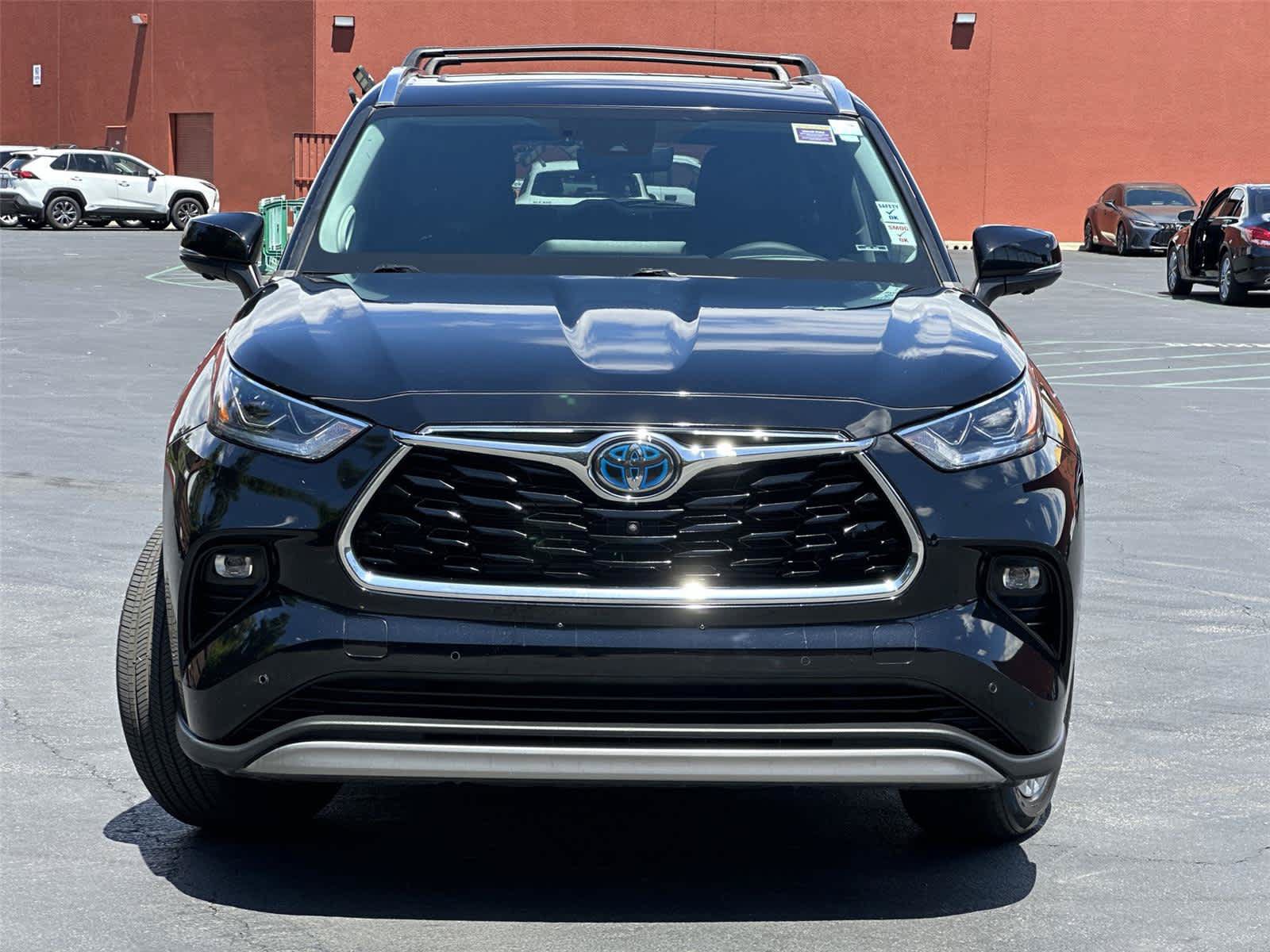 Used 2023 Toyota Highlander Platinum AWD/4WD image 7