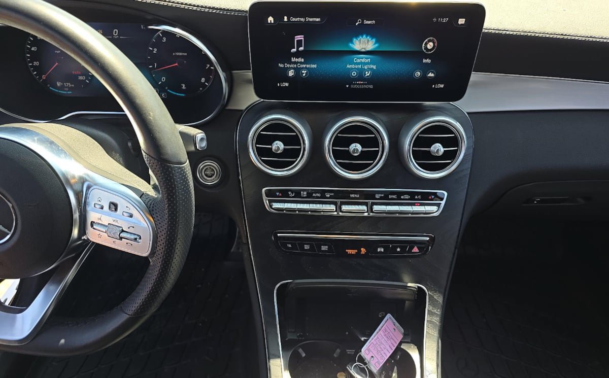 Used 2023 Mercedes-Benz GLC 300 4MATIC Coupe image 7