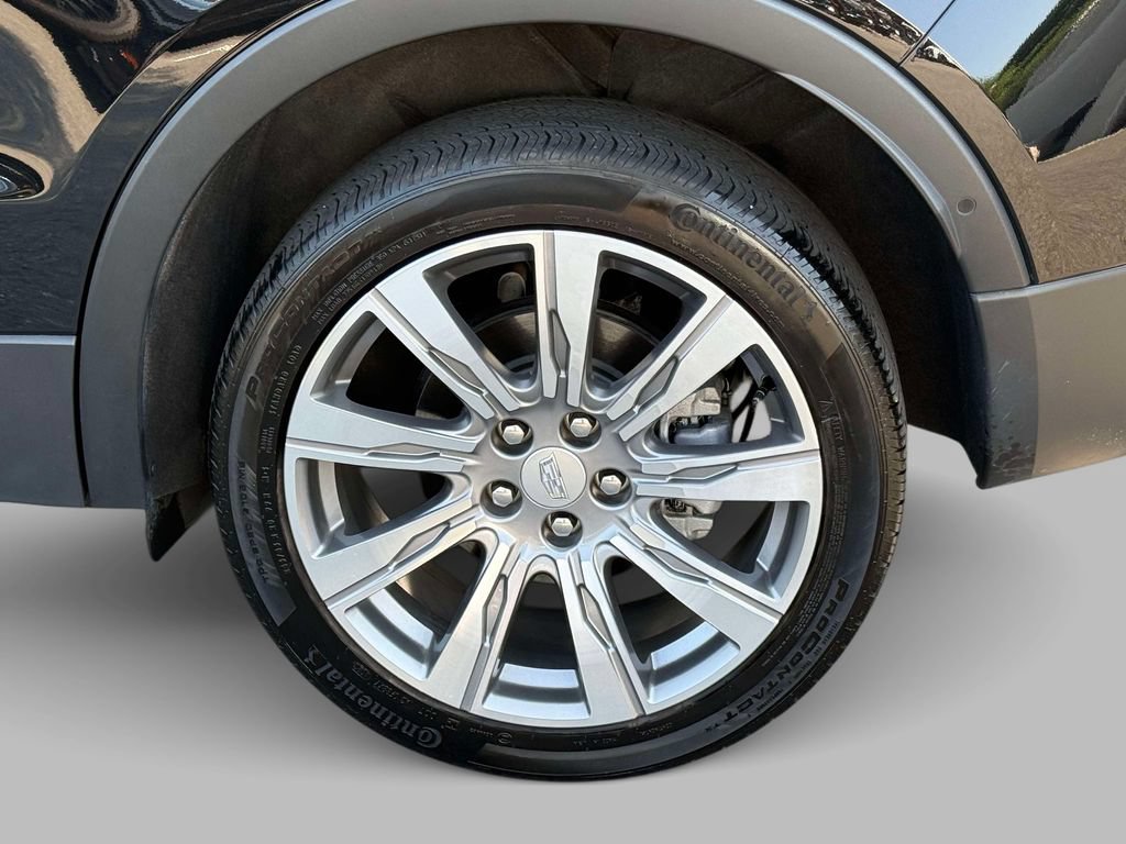 Used 2023 Cadillac XT4 Premium Luxury w/ Enhanced Visibility Package AWD/4WD image 13
