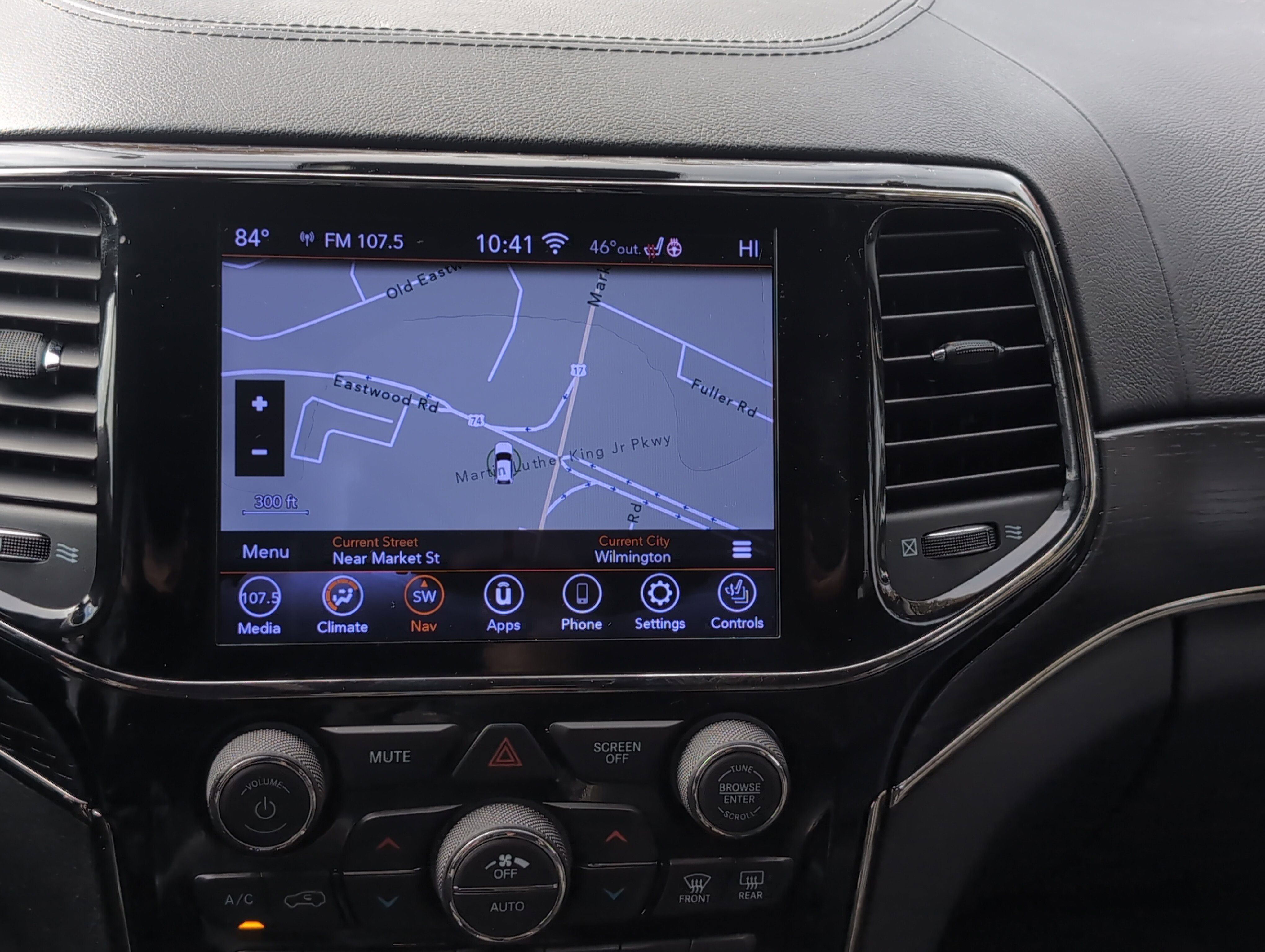 Used 2020 Jeep Grand Cherokee High Altitude image 24